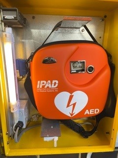 Defibrillator 